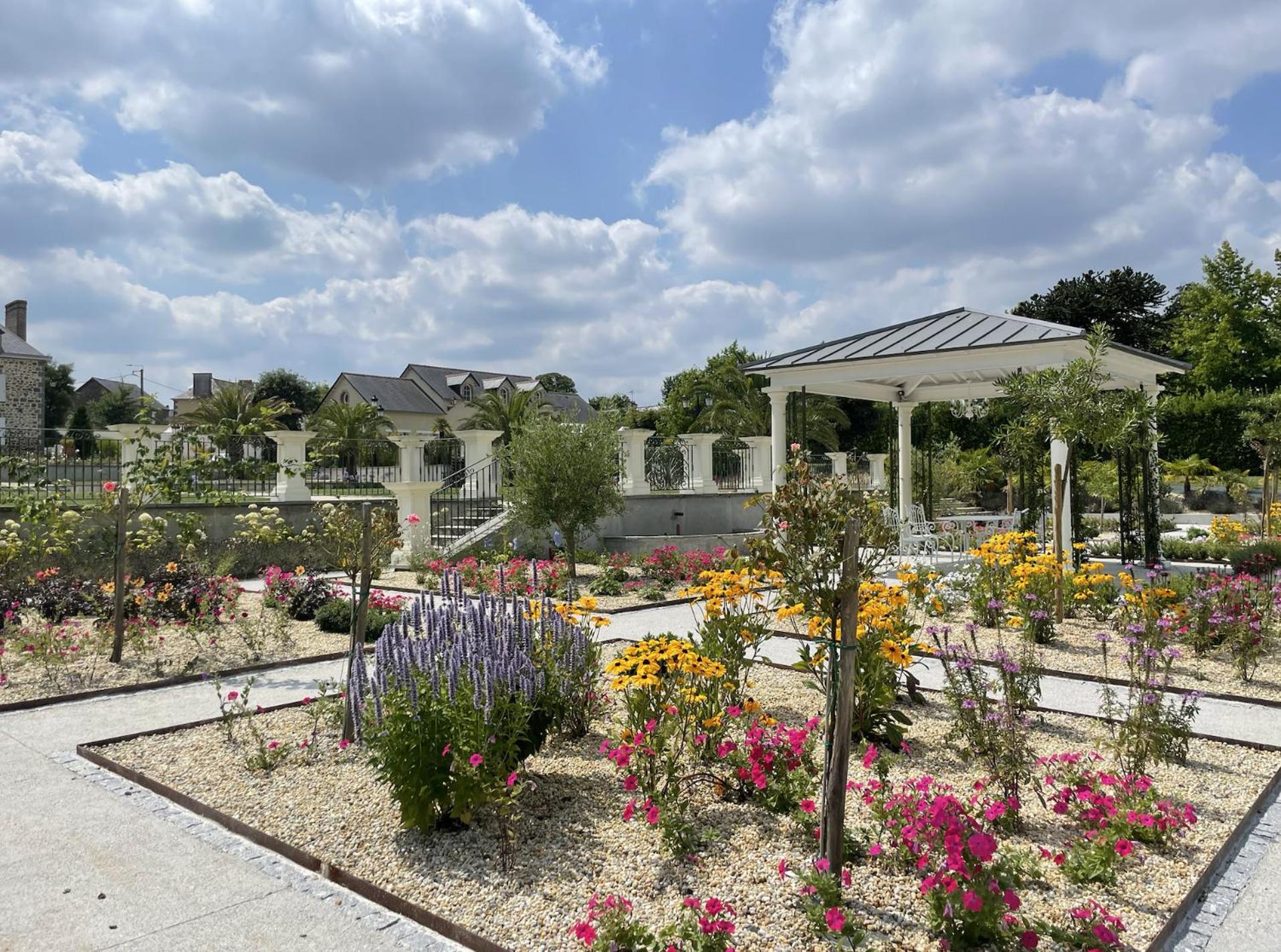 Domaine Les Jardins Darsene Bed and Breakfast Tinténiac Buitenkant foto