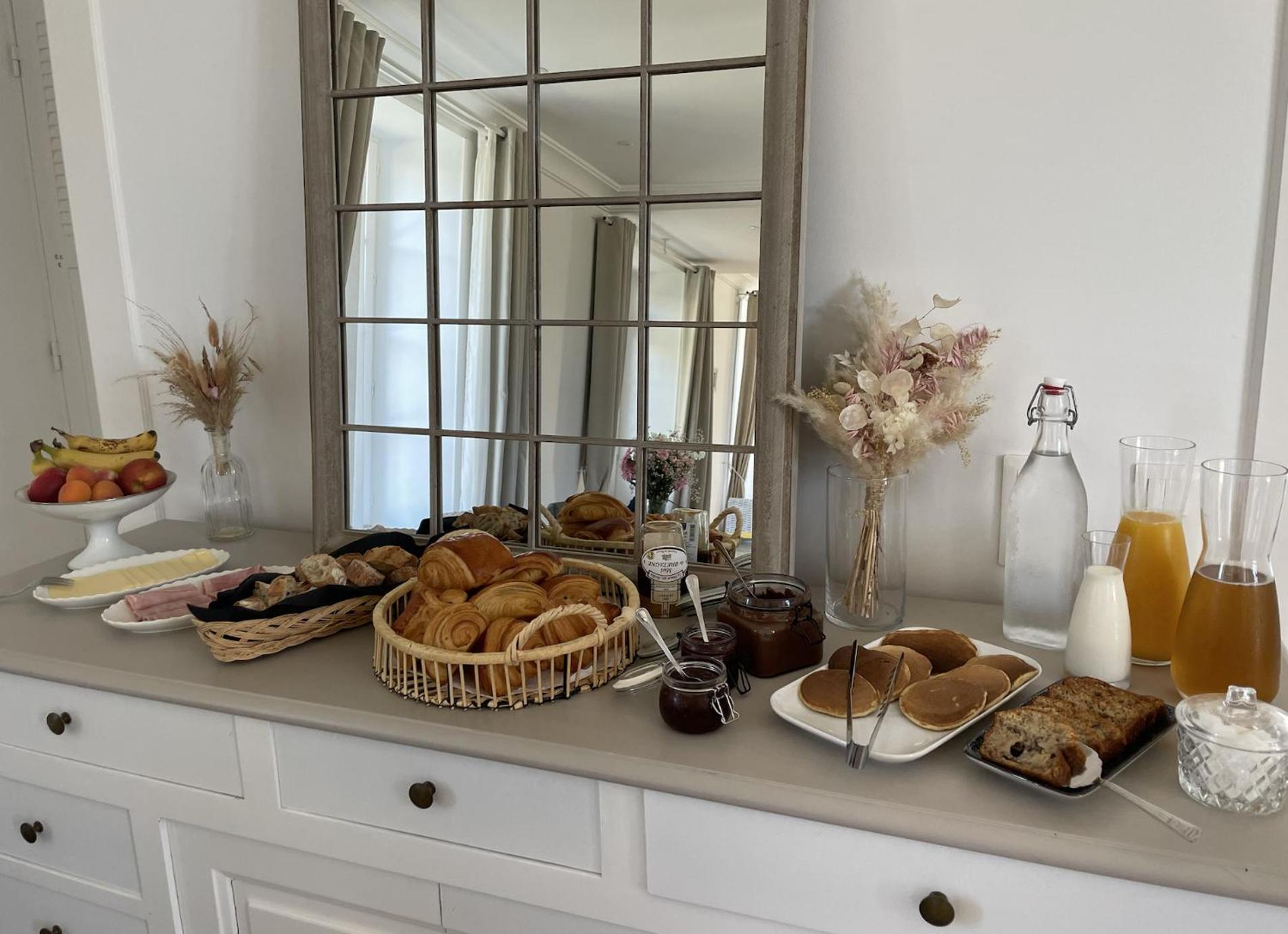 Domaine Les Jardins Darsene Bed and Breakfast Tinténiac Buitenkant foto